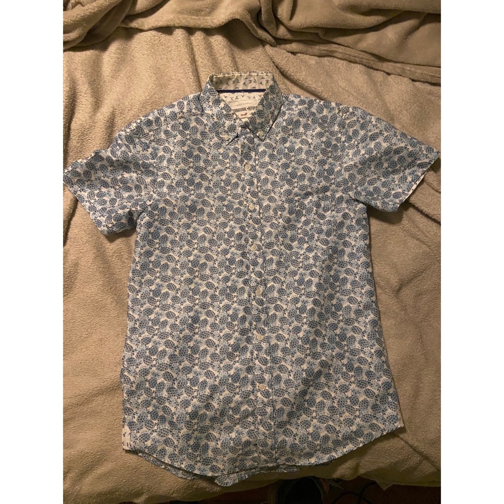 Pineapple short sleeve button up